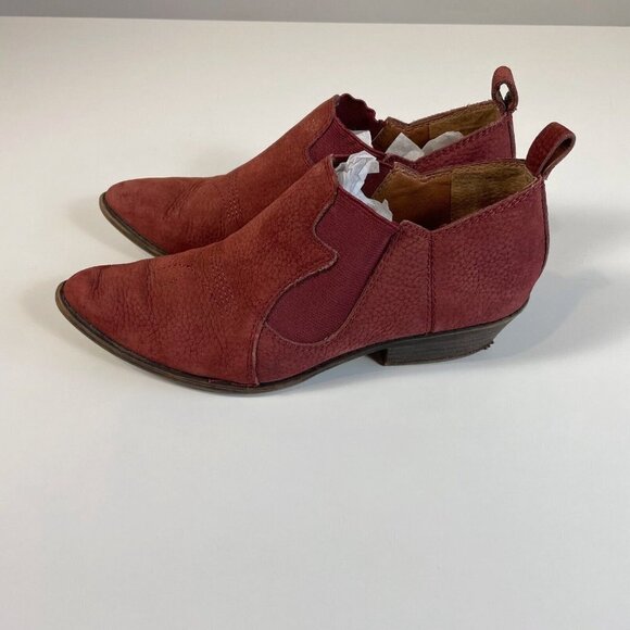 Lucky Brand Womens Ankle Bootie Leather Boots Red Size 6 M Pointed Toe Slip On - Picture 3 of 7